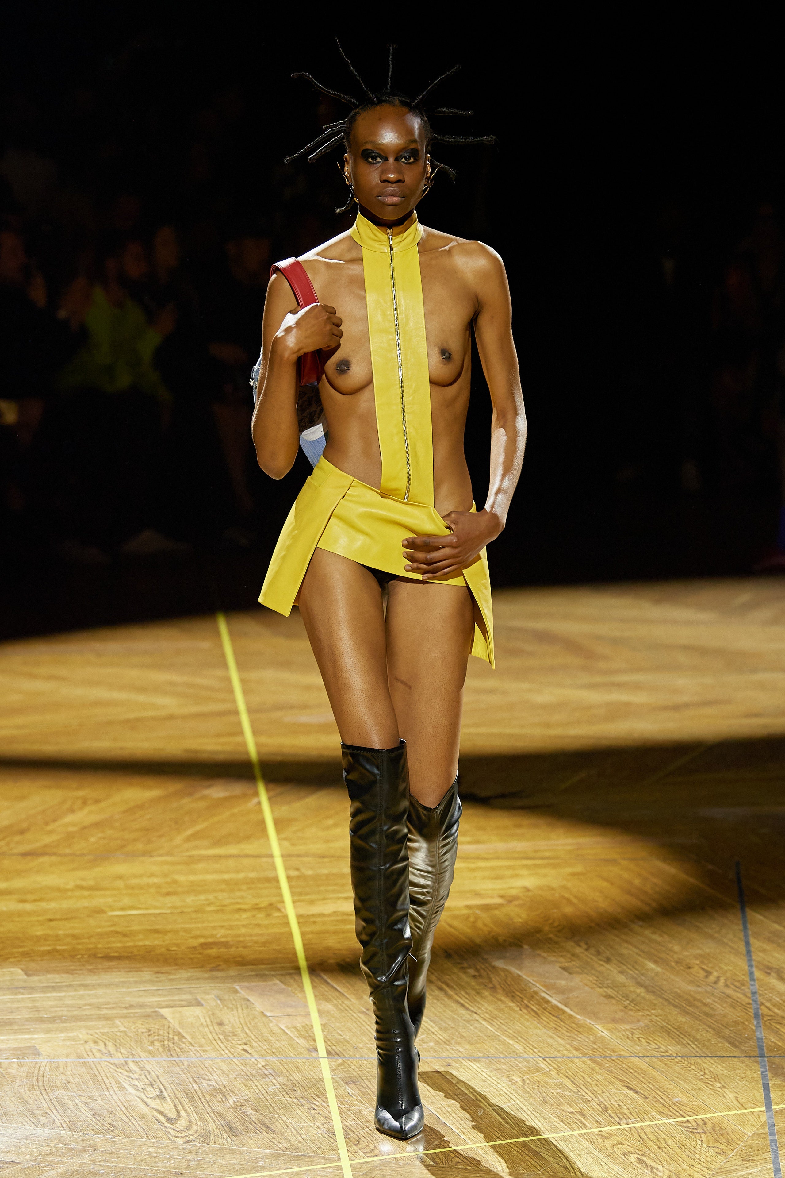 runway image