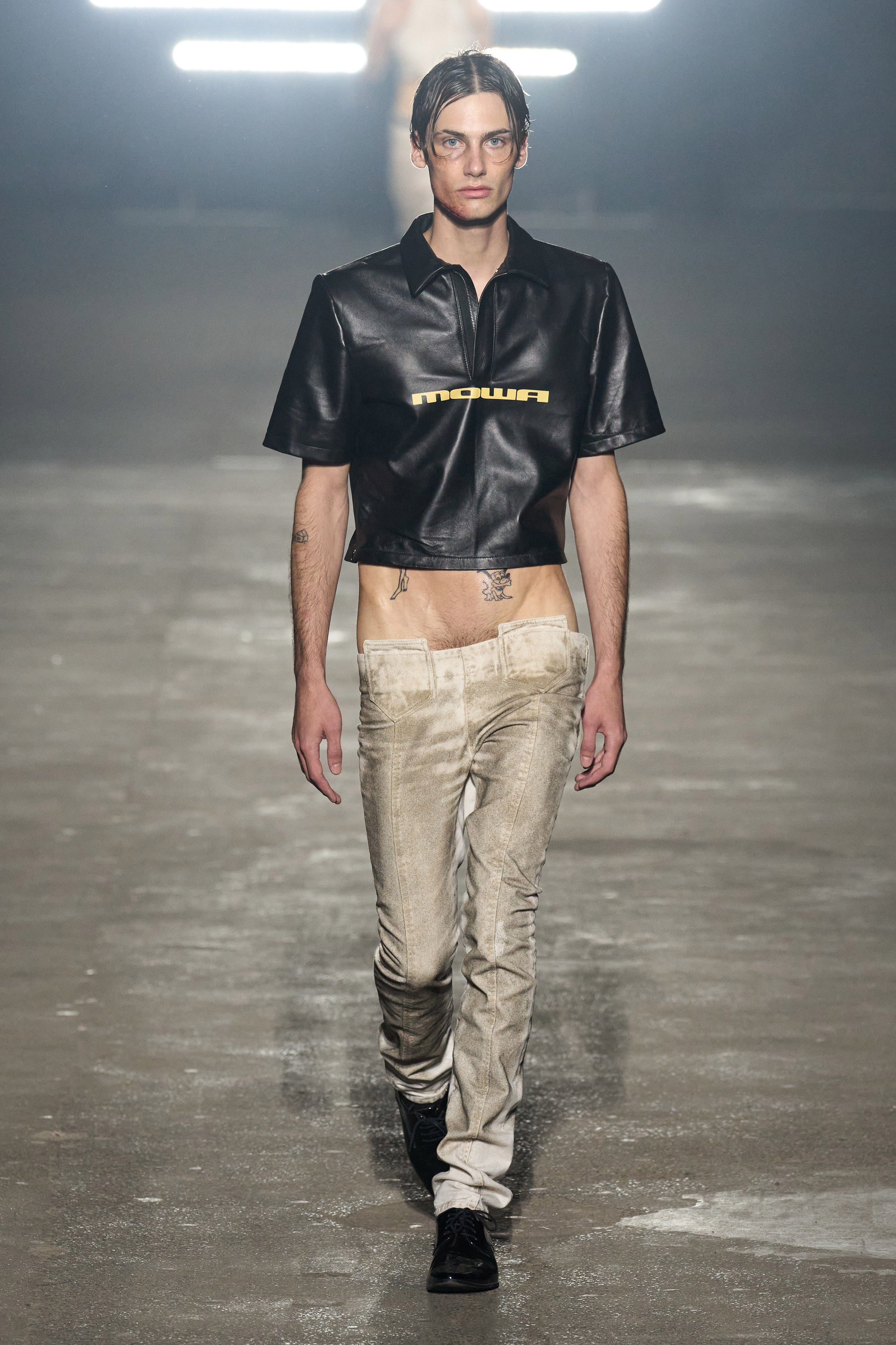 runway image