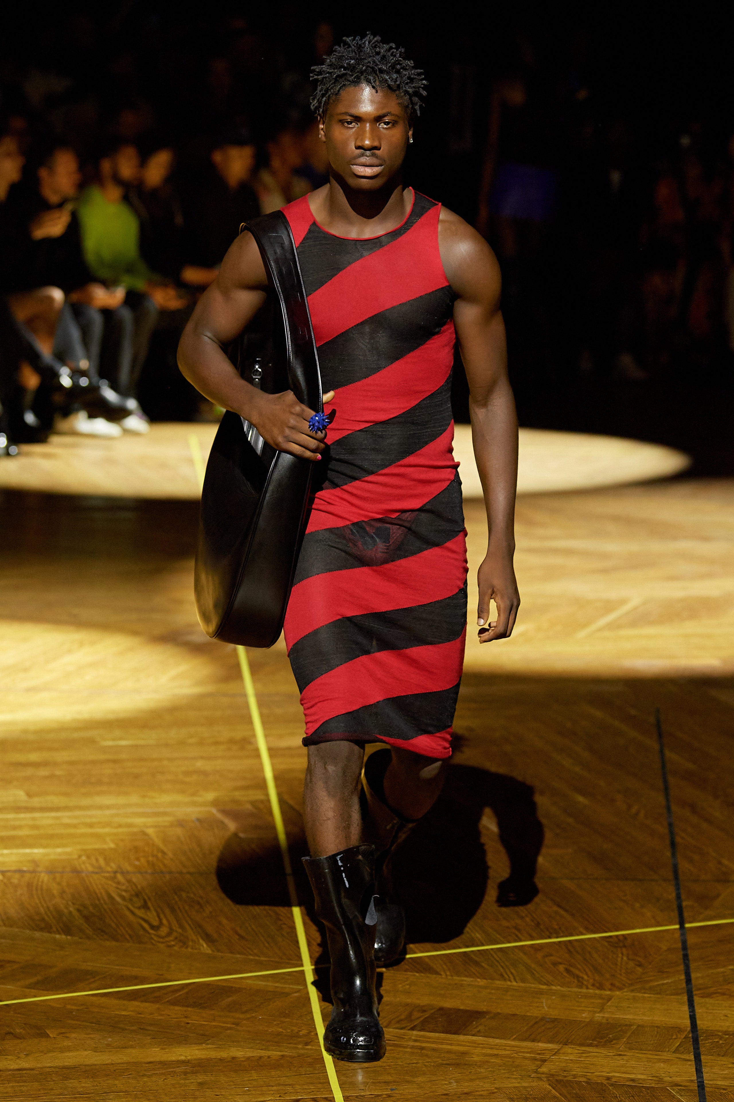 runway image