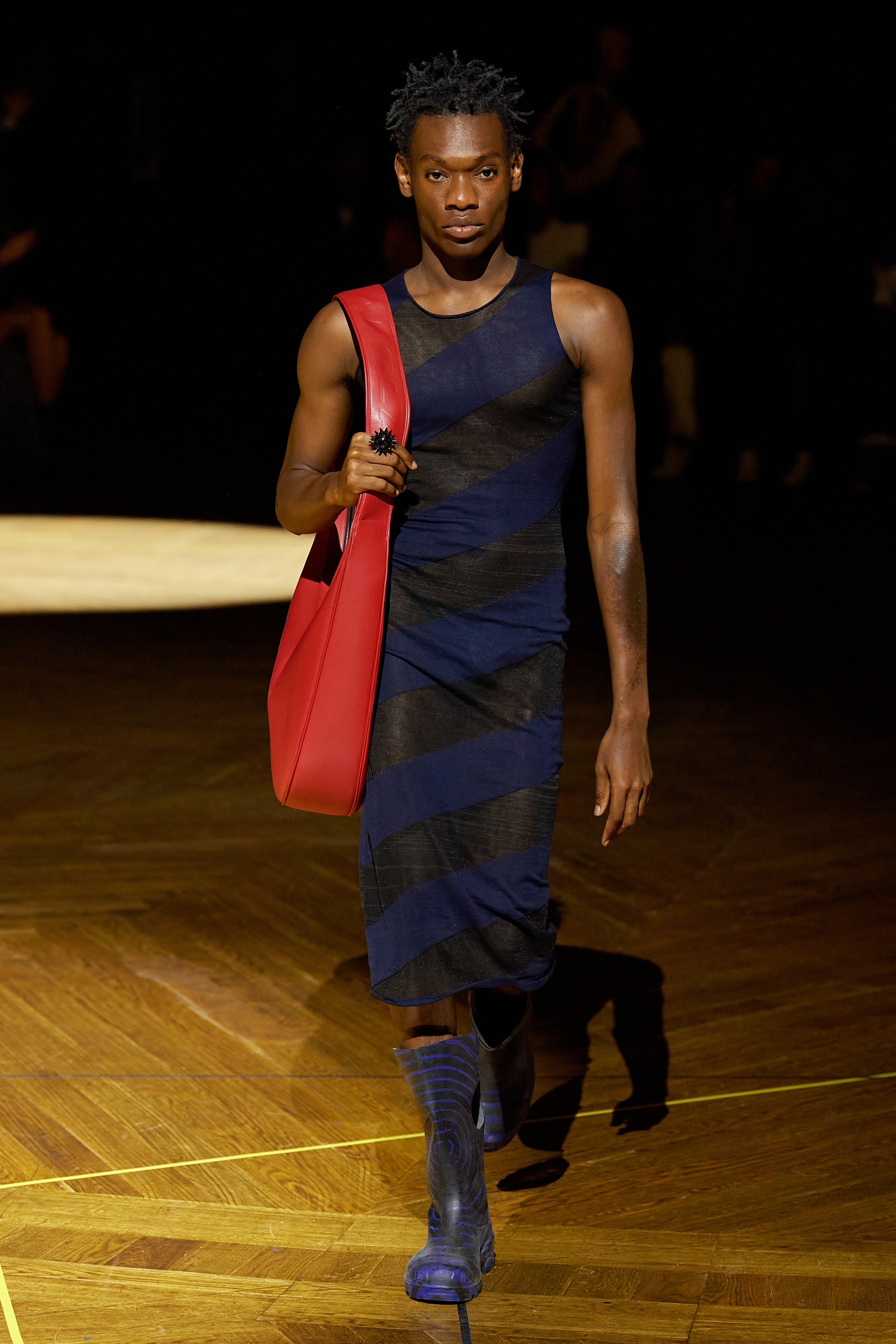 runway image