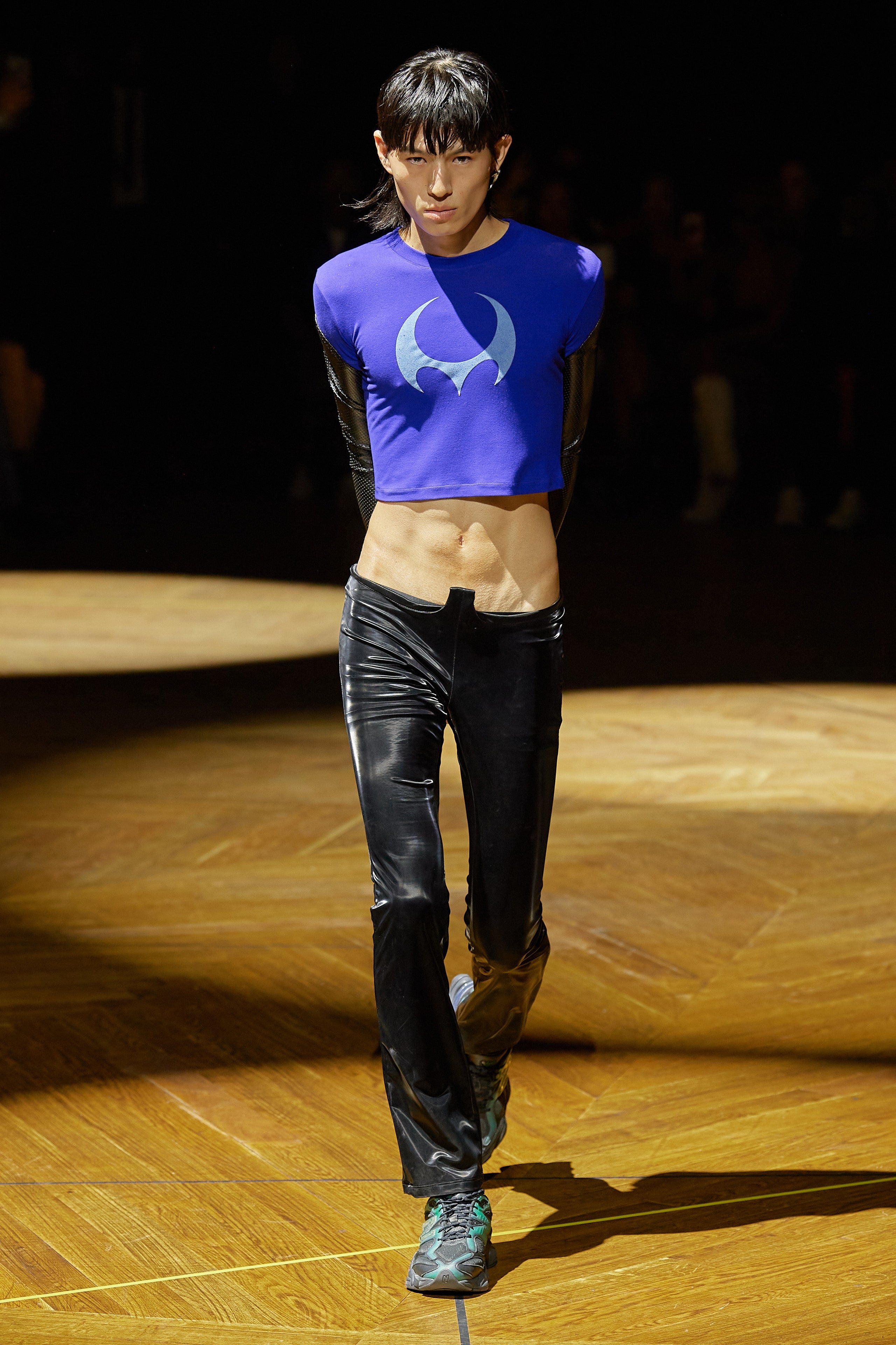 runway image