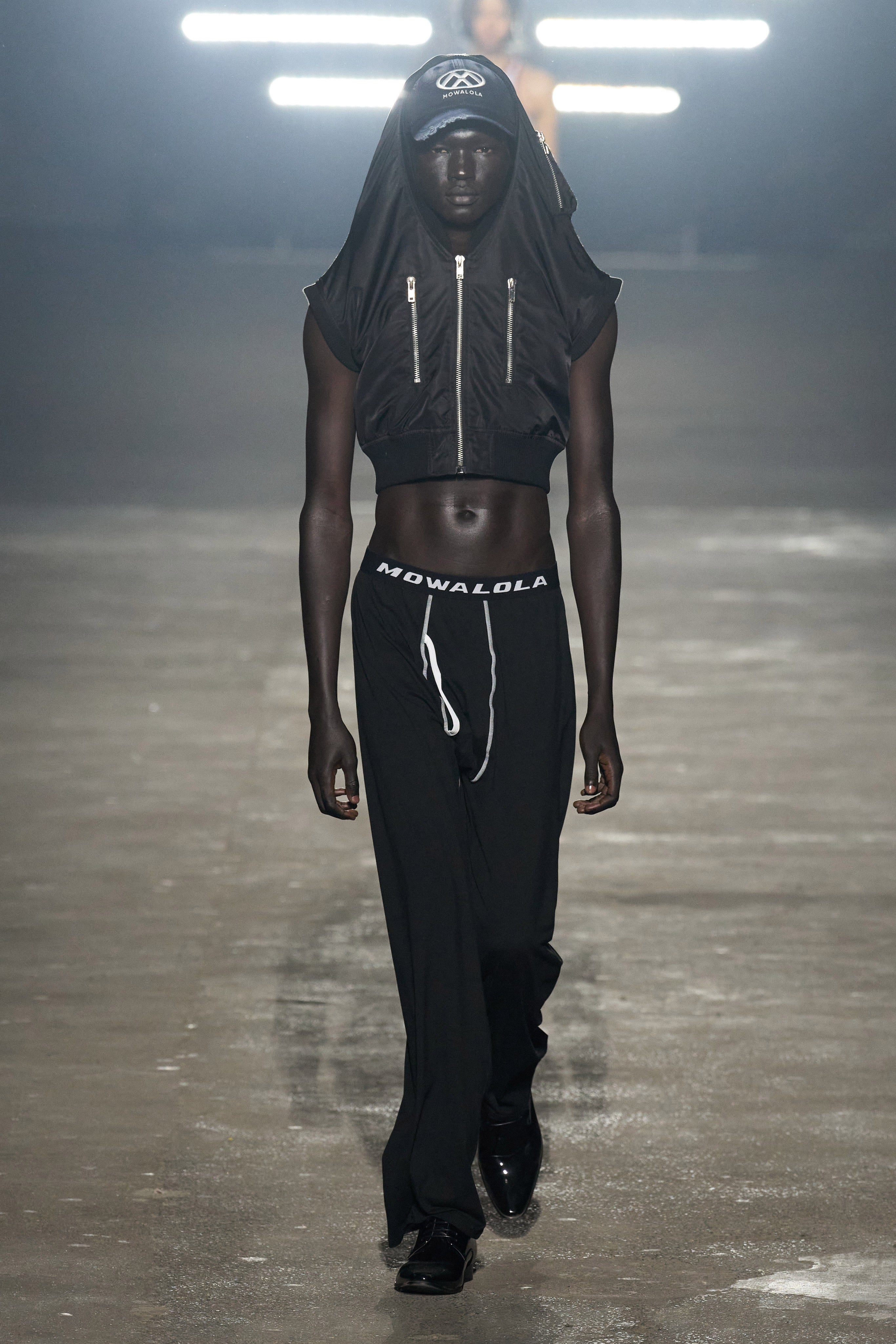 runway image