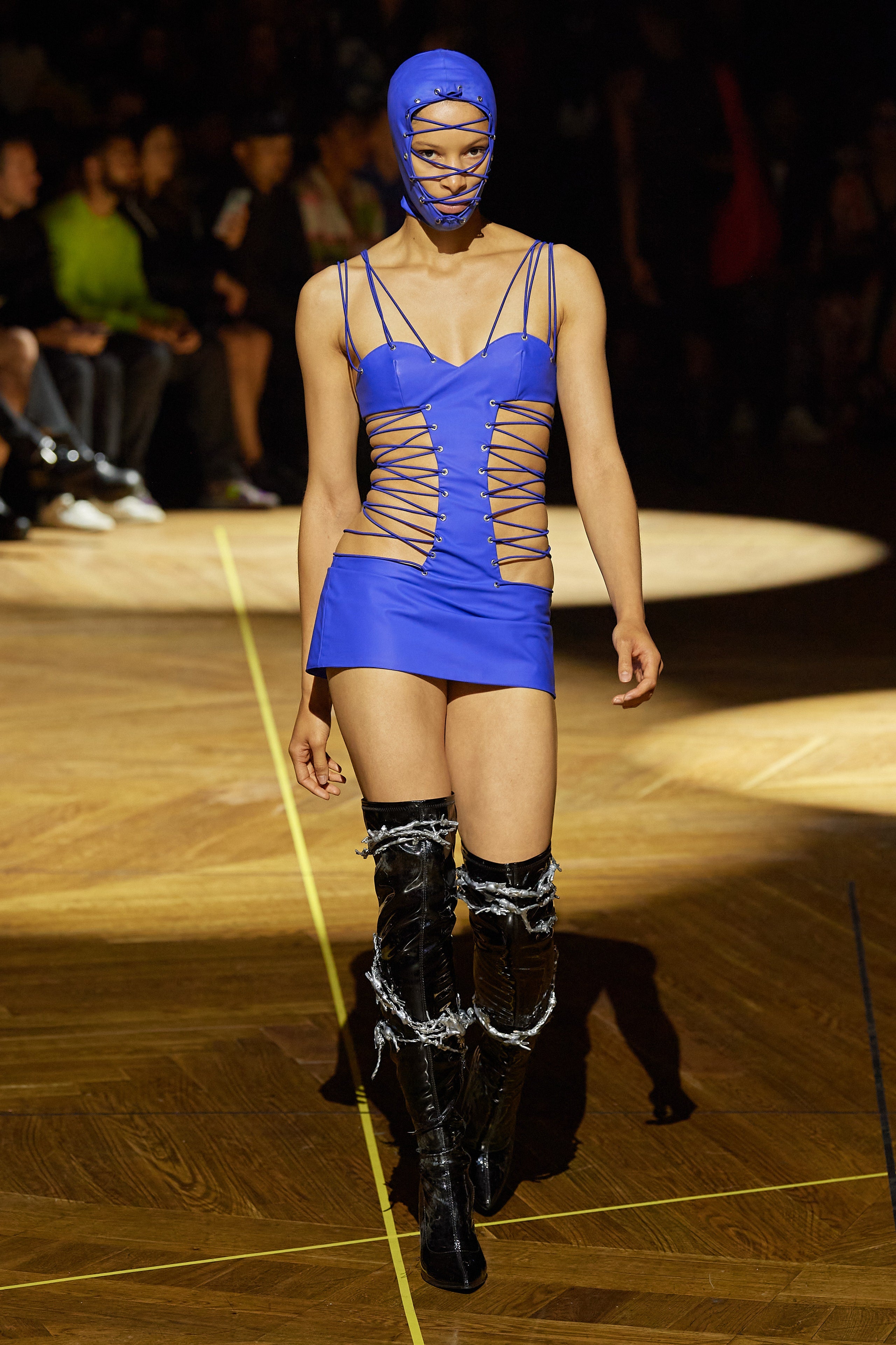 runway image