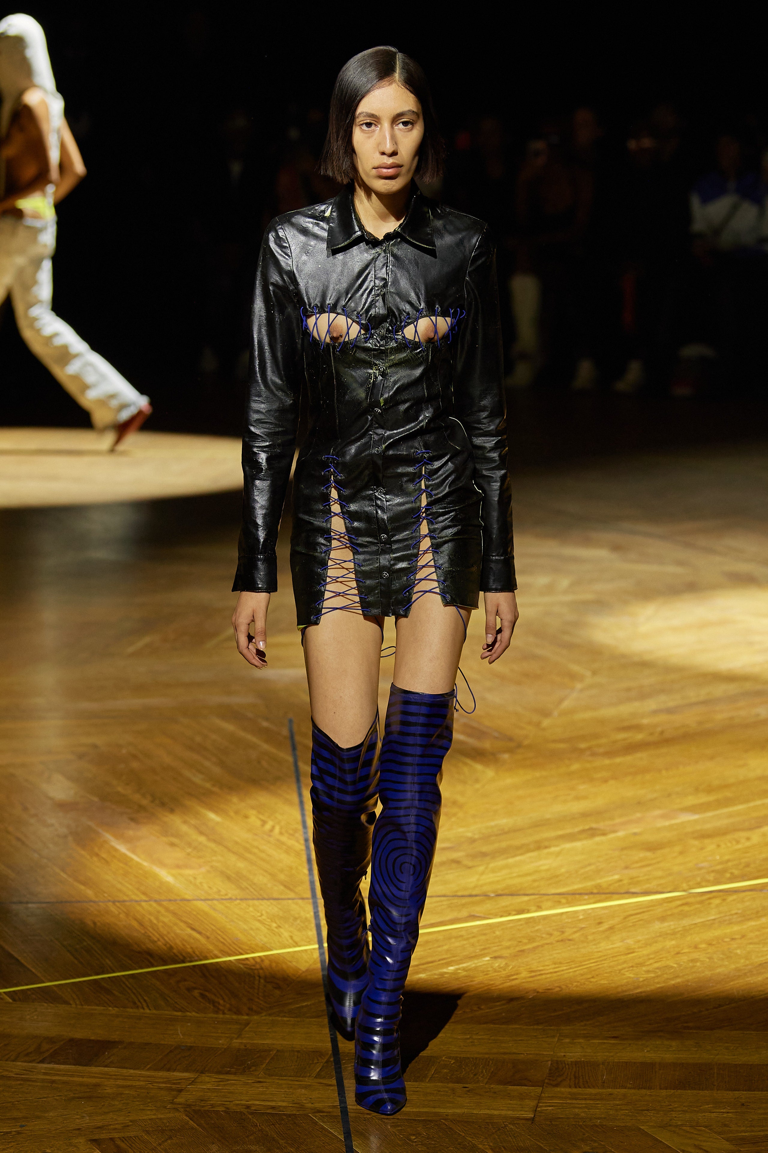 runway image