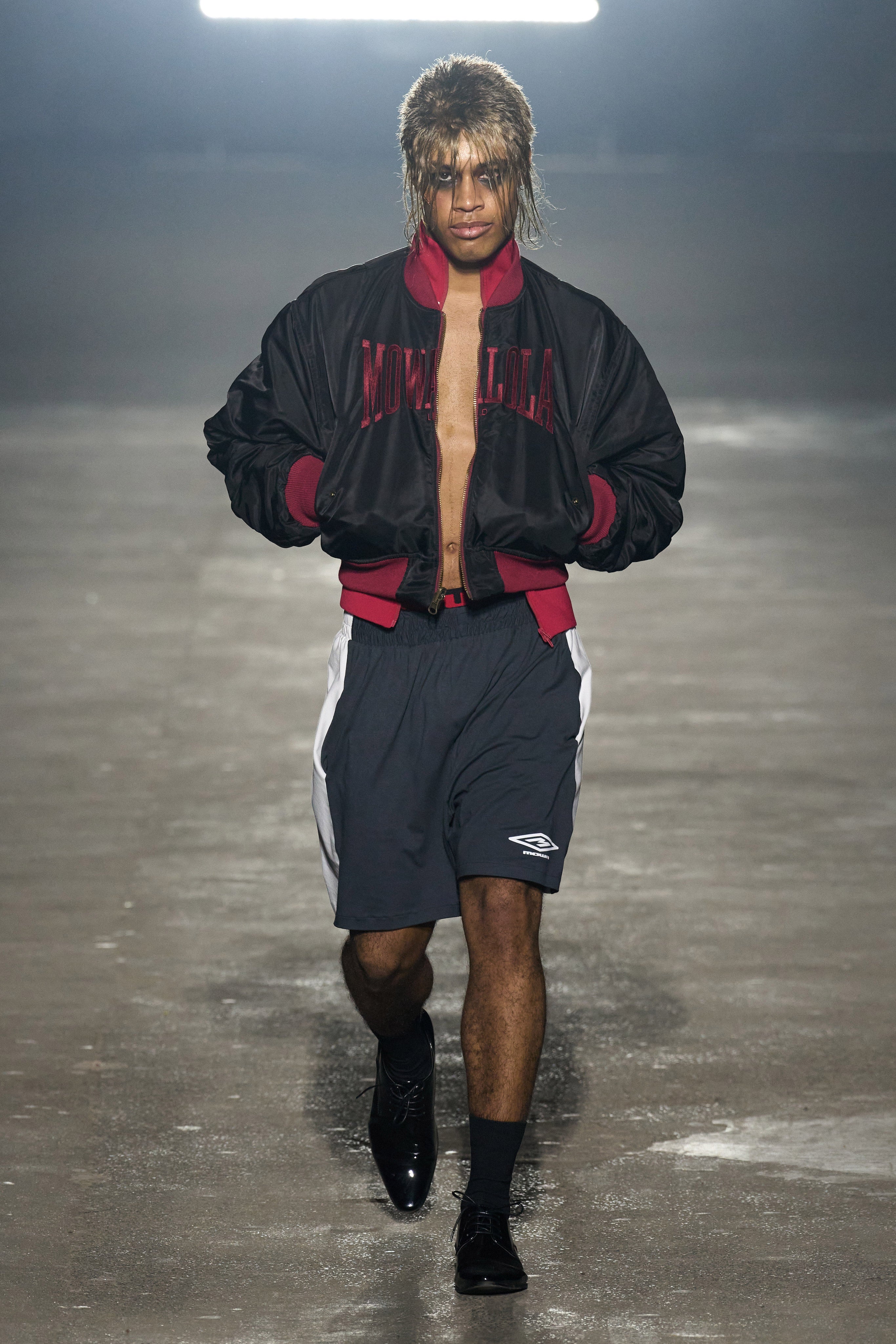 runway image