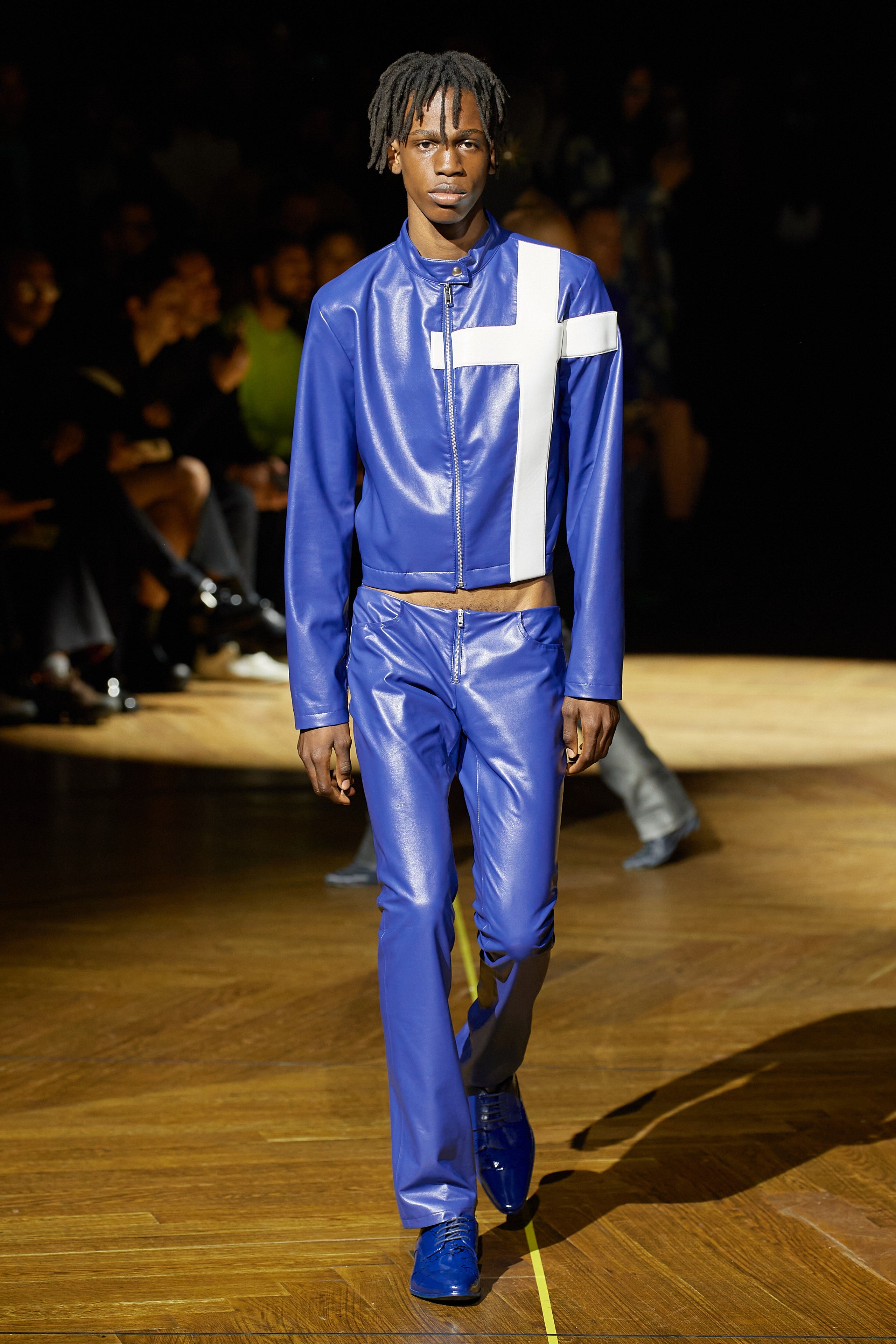 runway image
