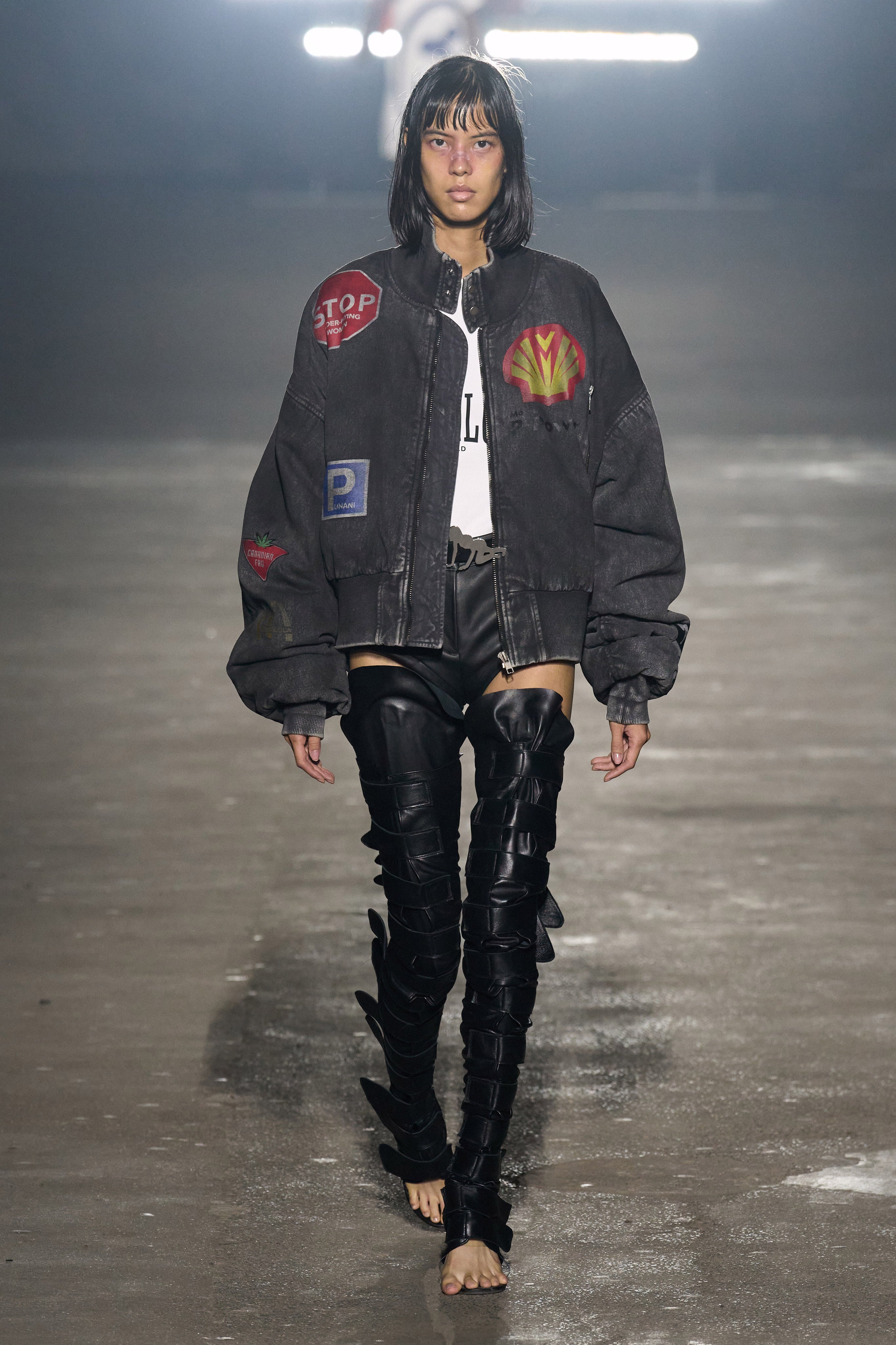 runway image