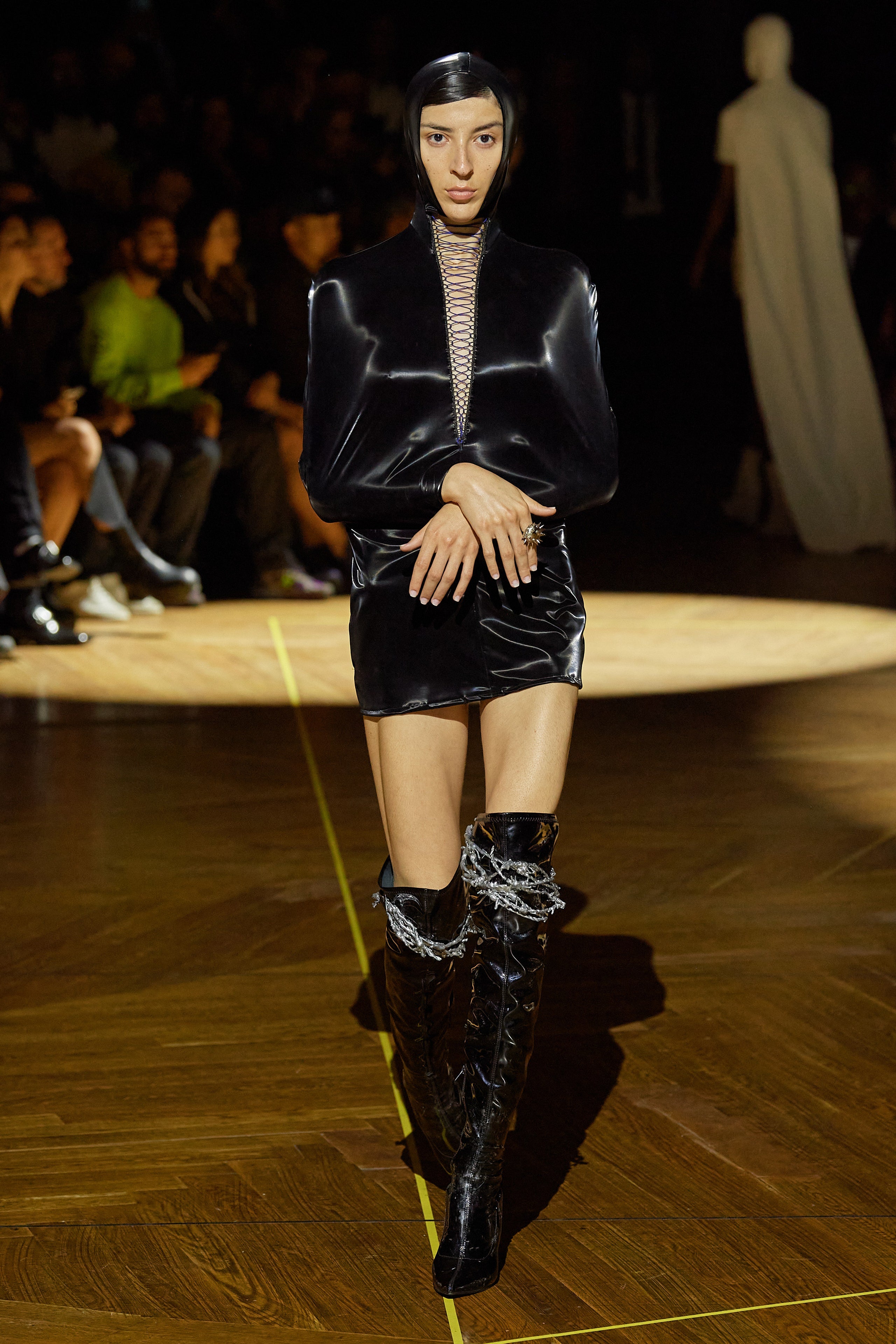 runway image