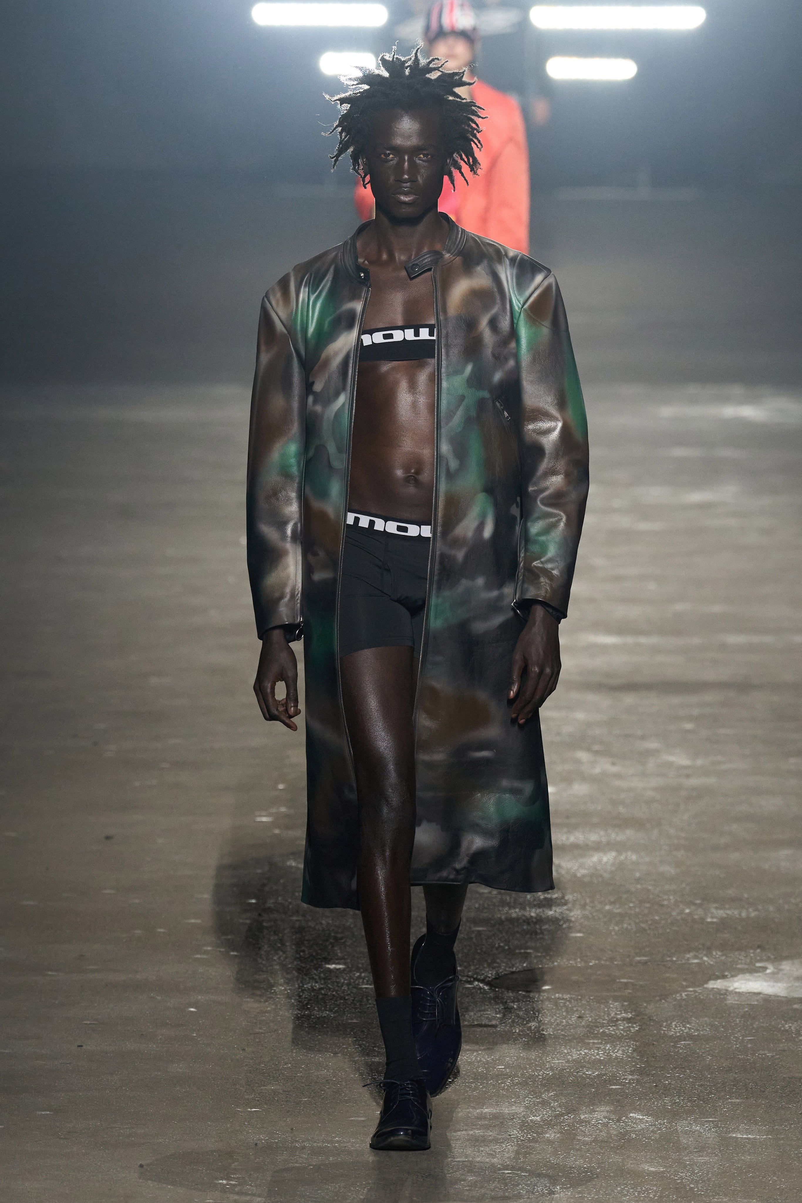 runway image