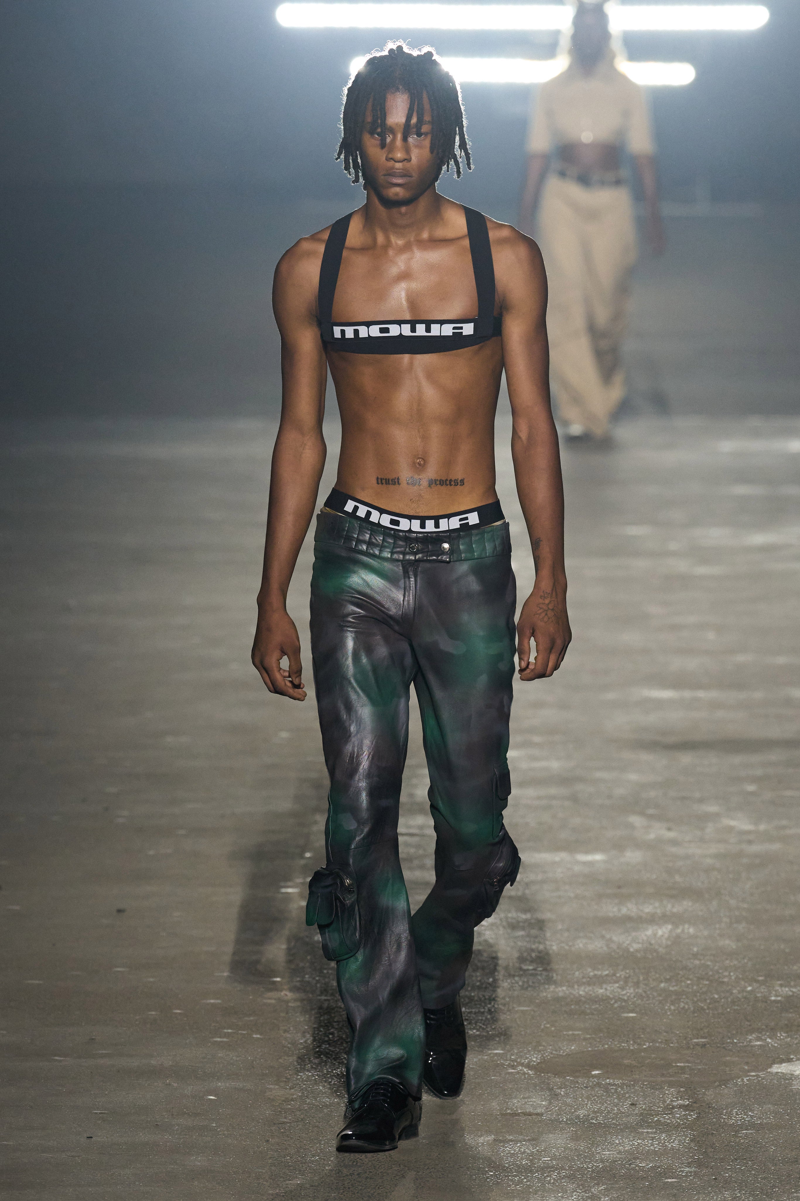 runway image