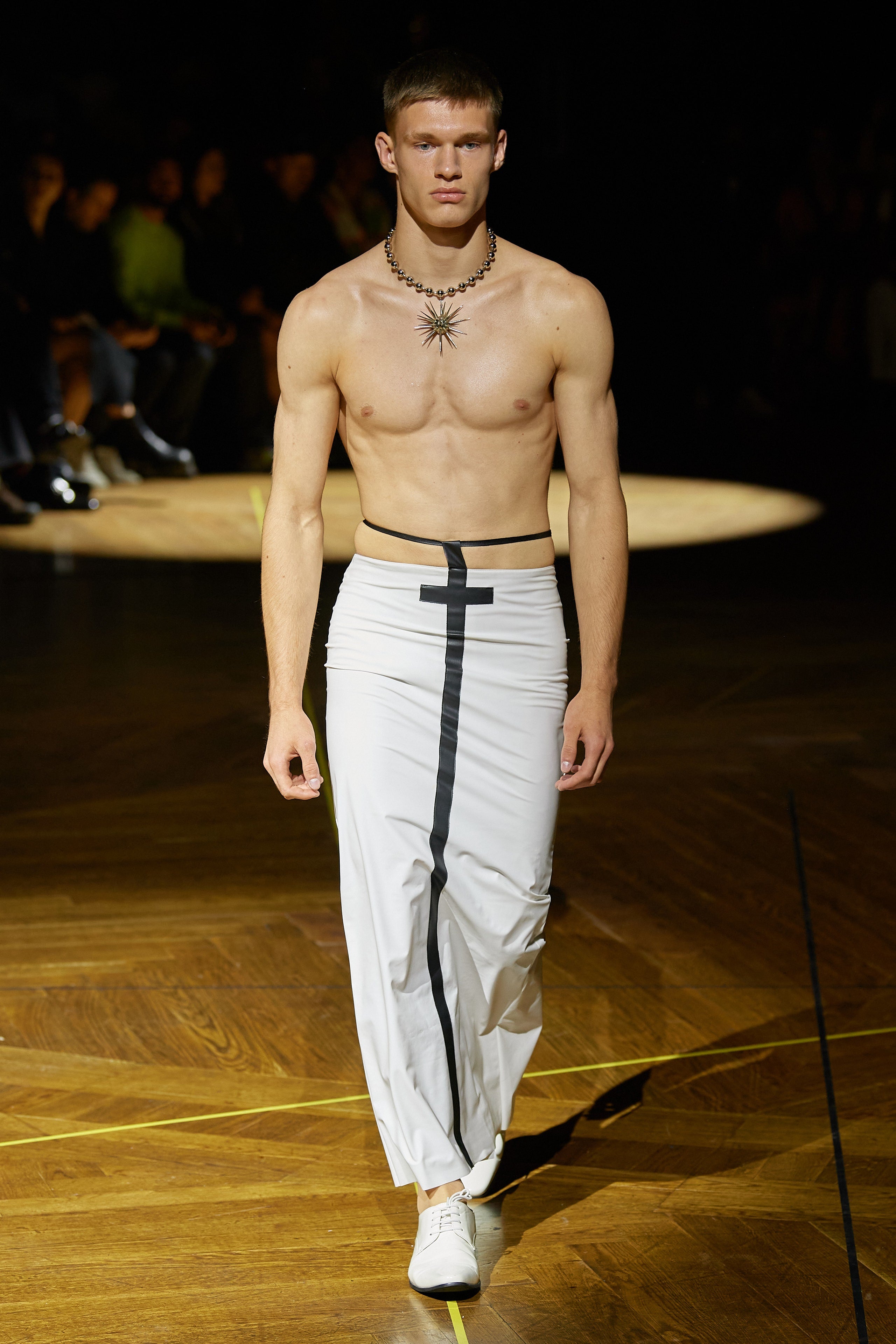runway image
