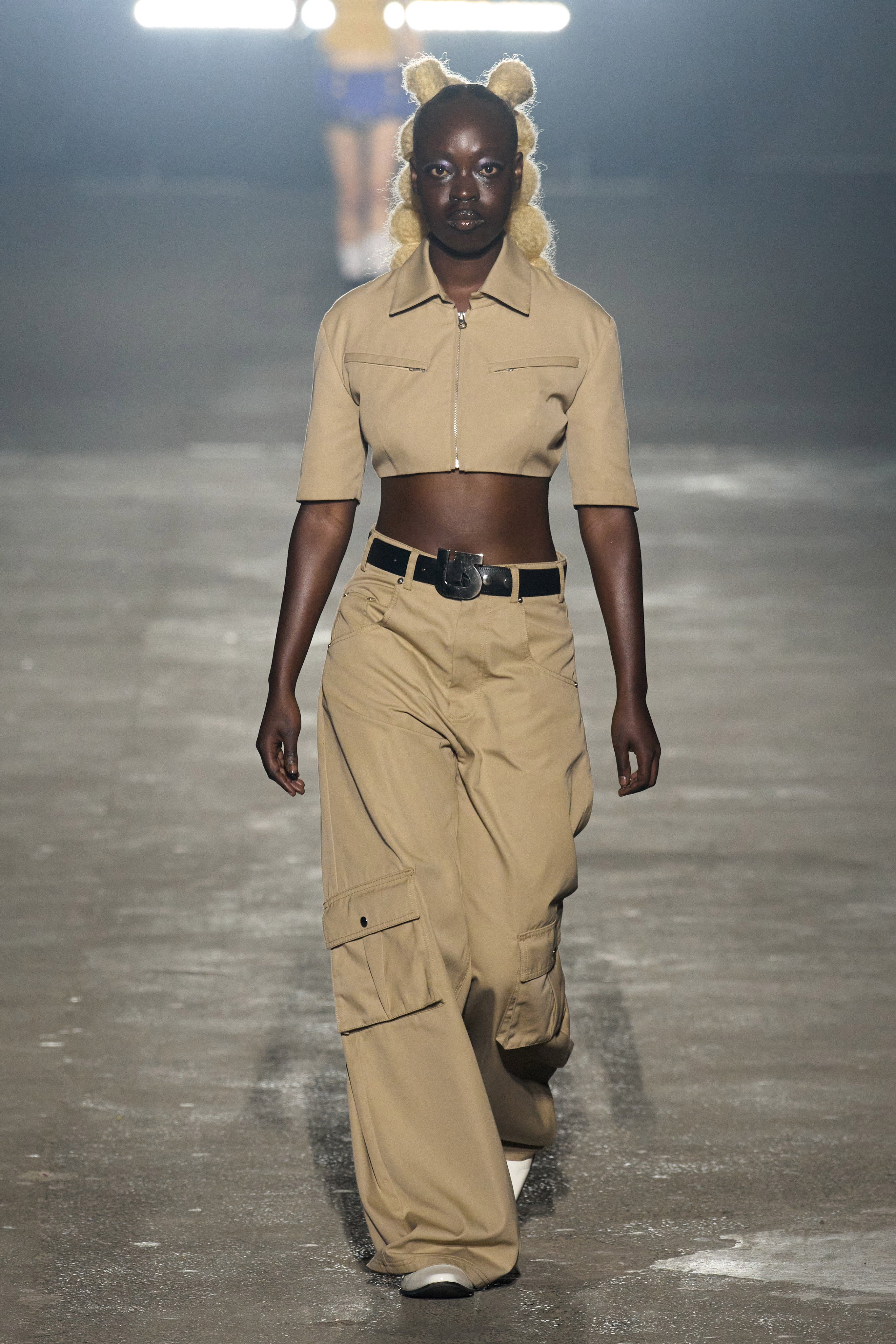 runway image