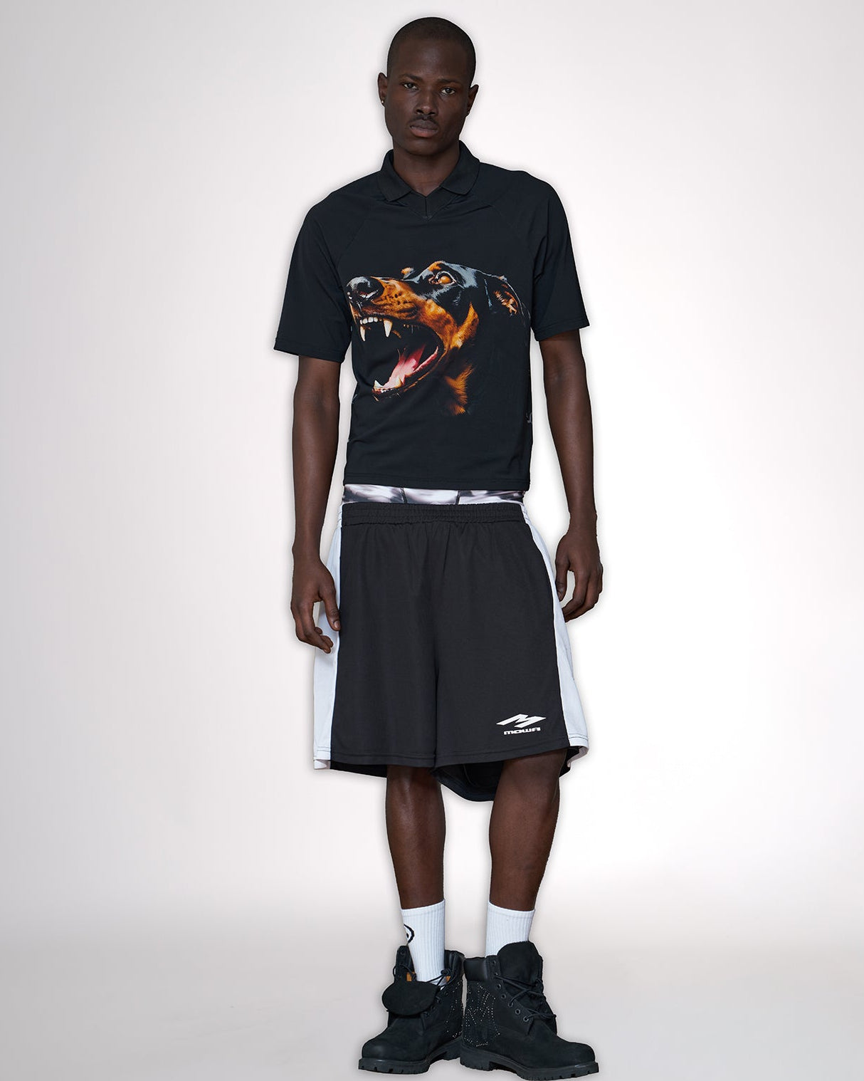 SUCKER SHORTS BLACK