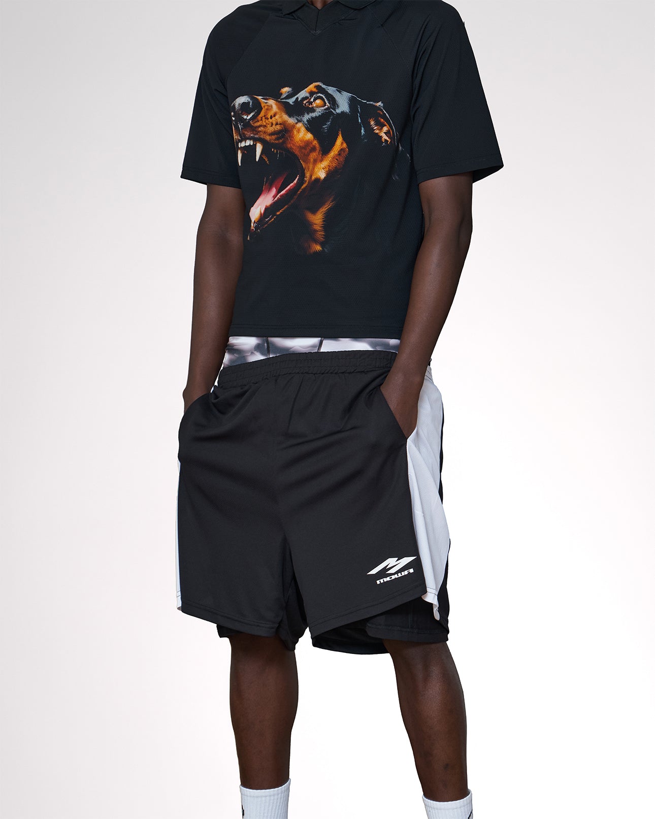 SUCKER SHORTS BLACK