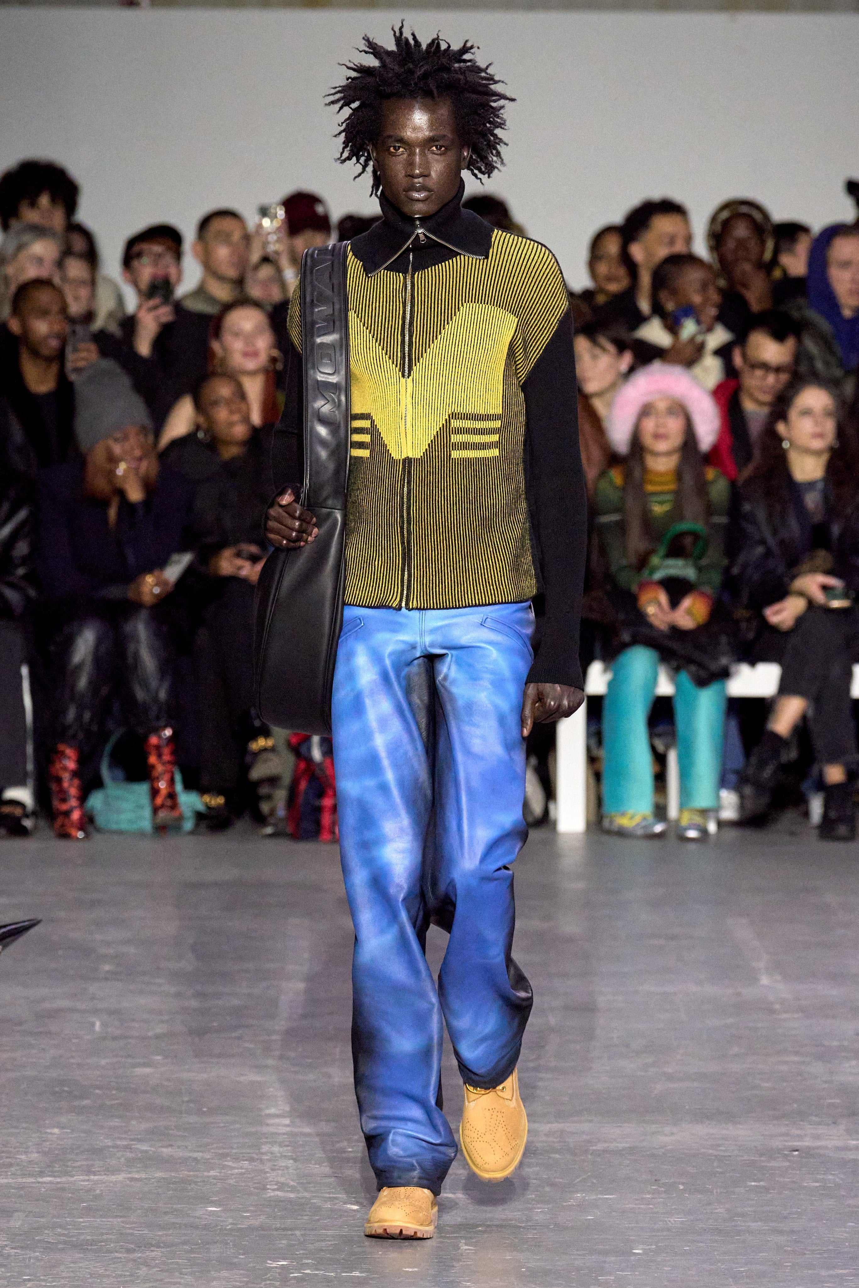 runway image