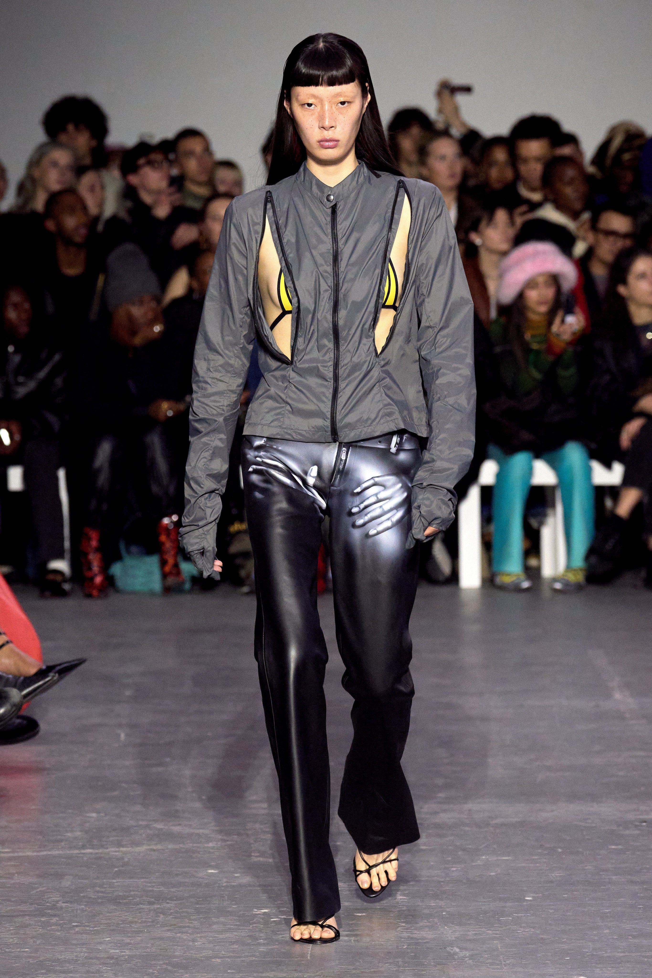 runway image