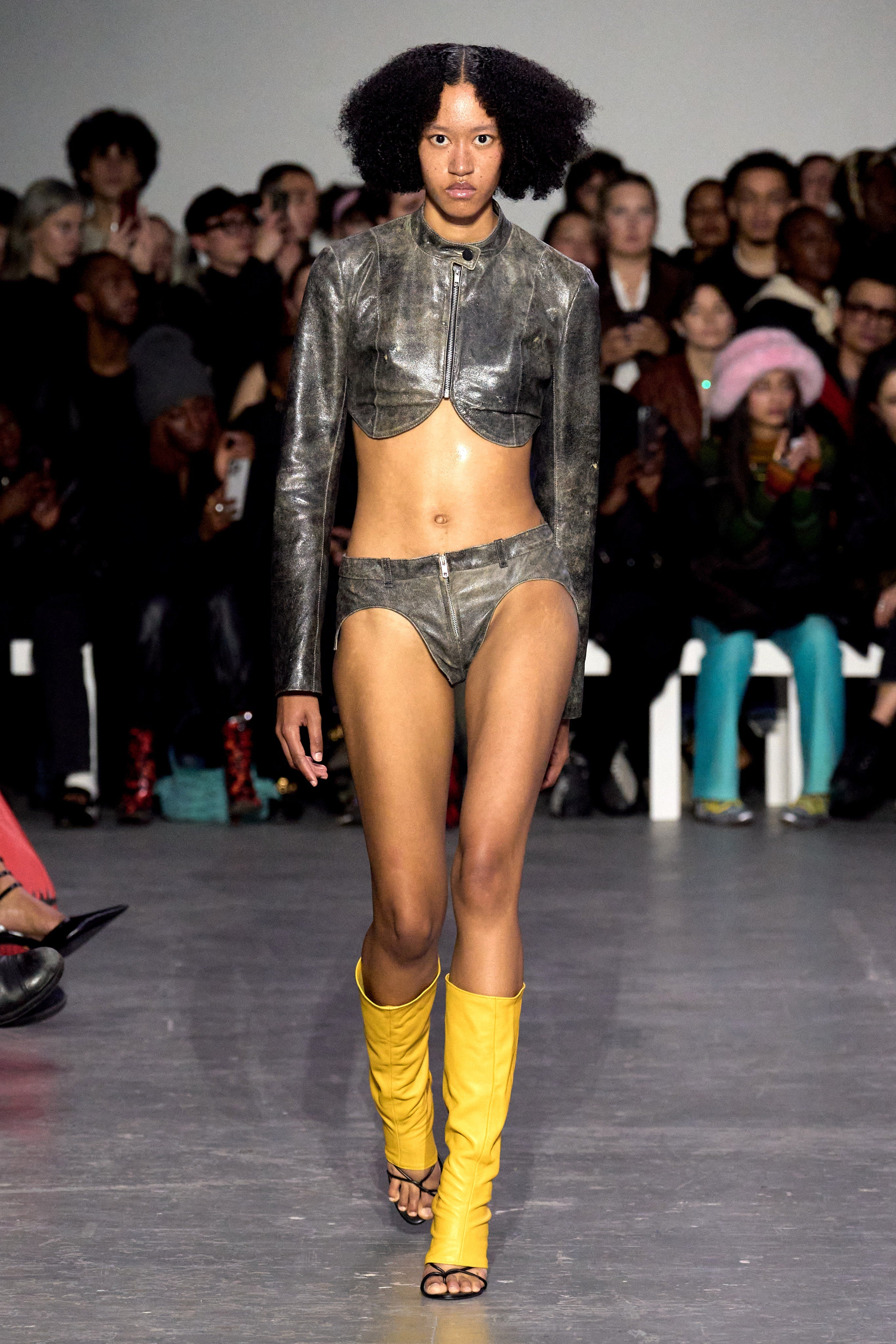 runway image