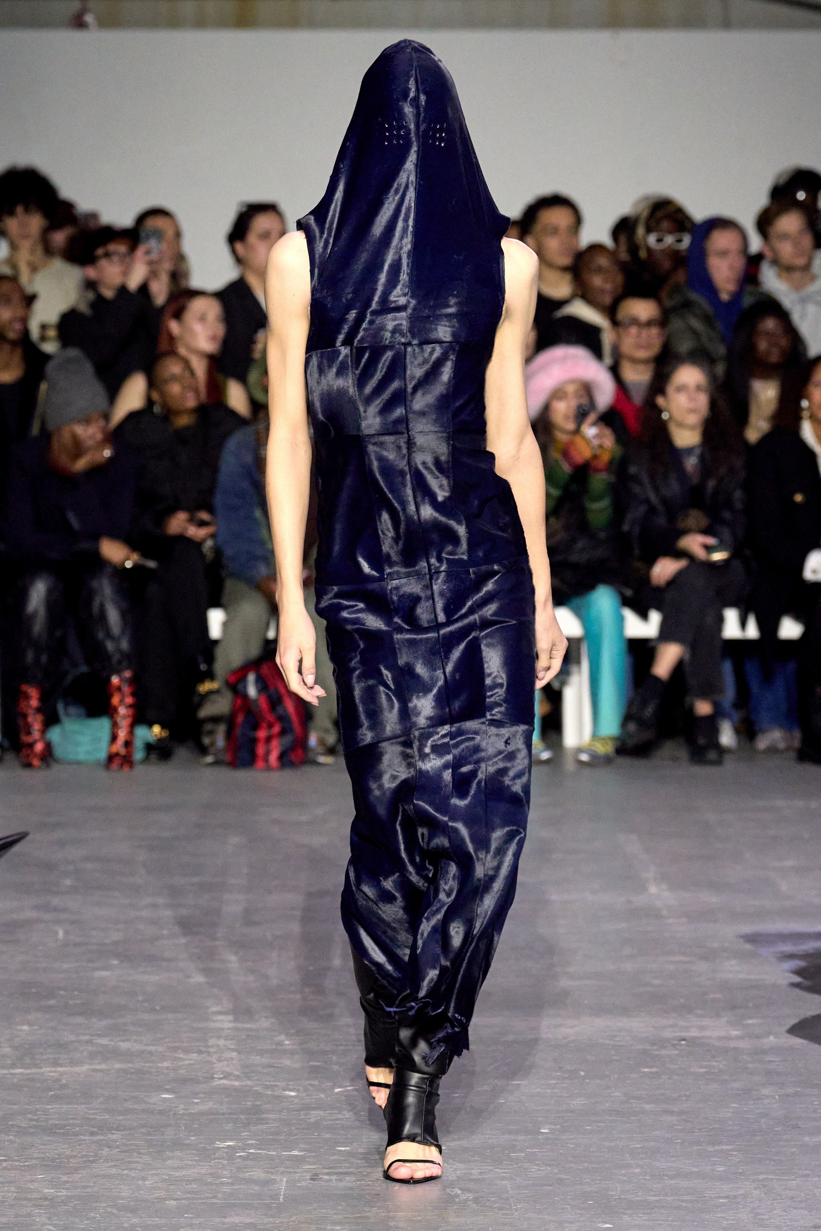 runway image