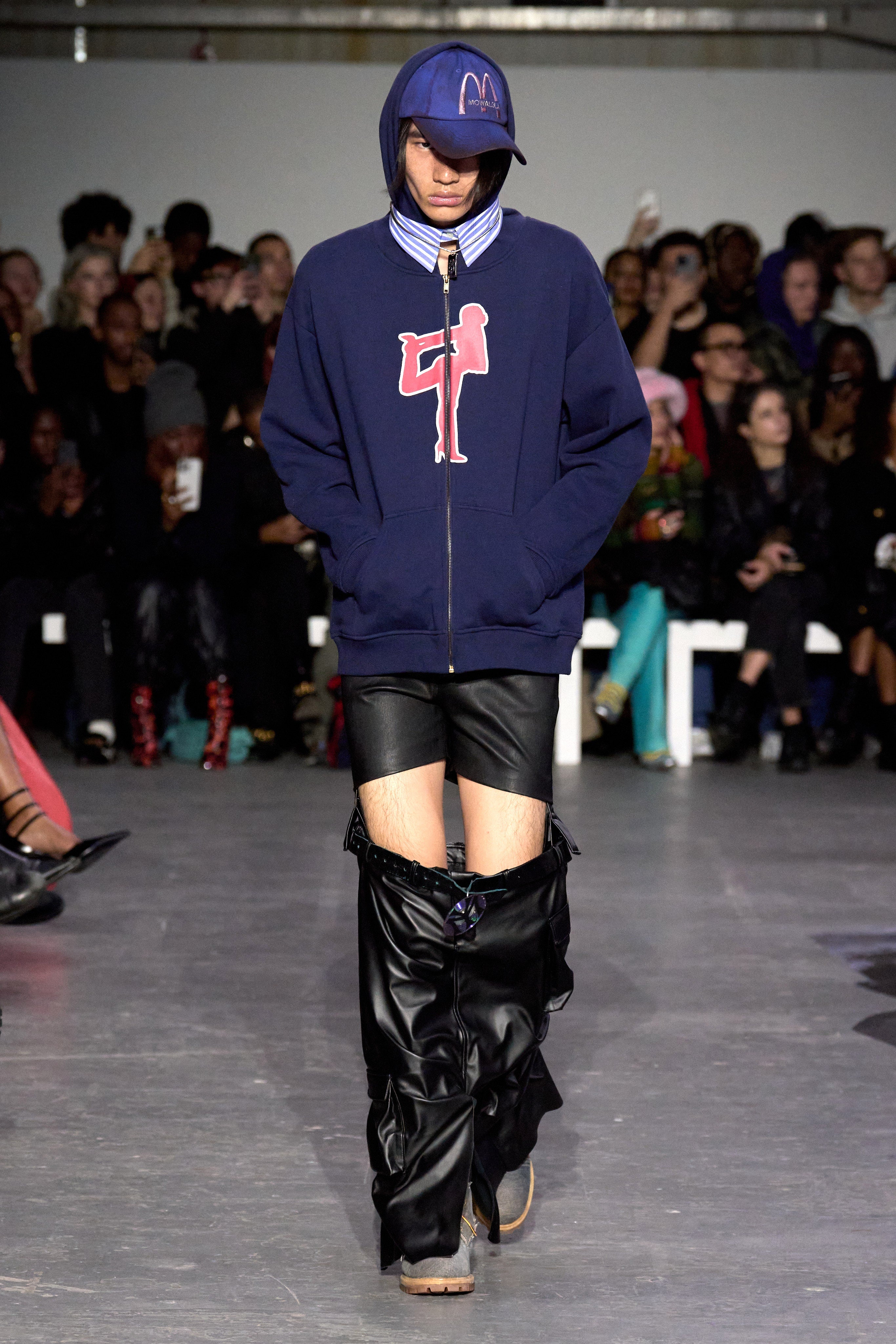 runway image