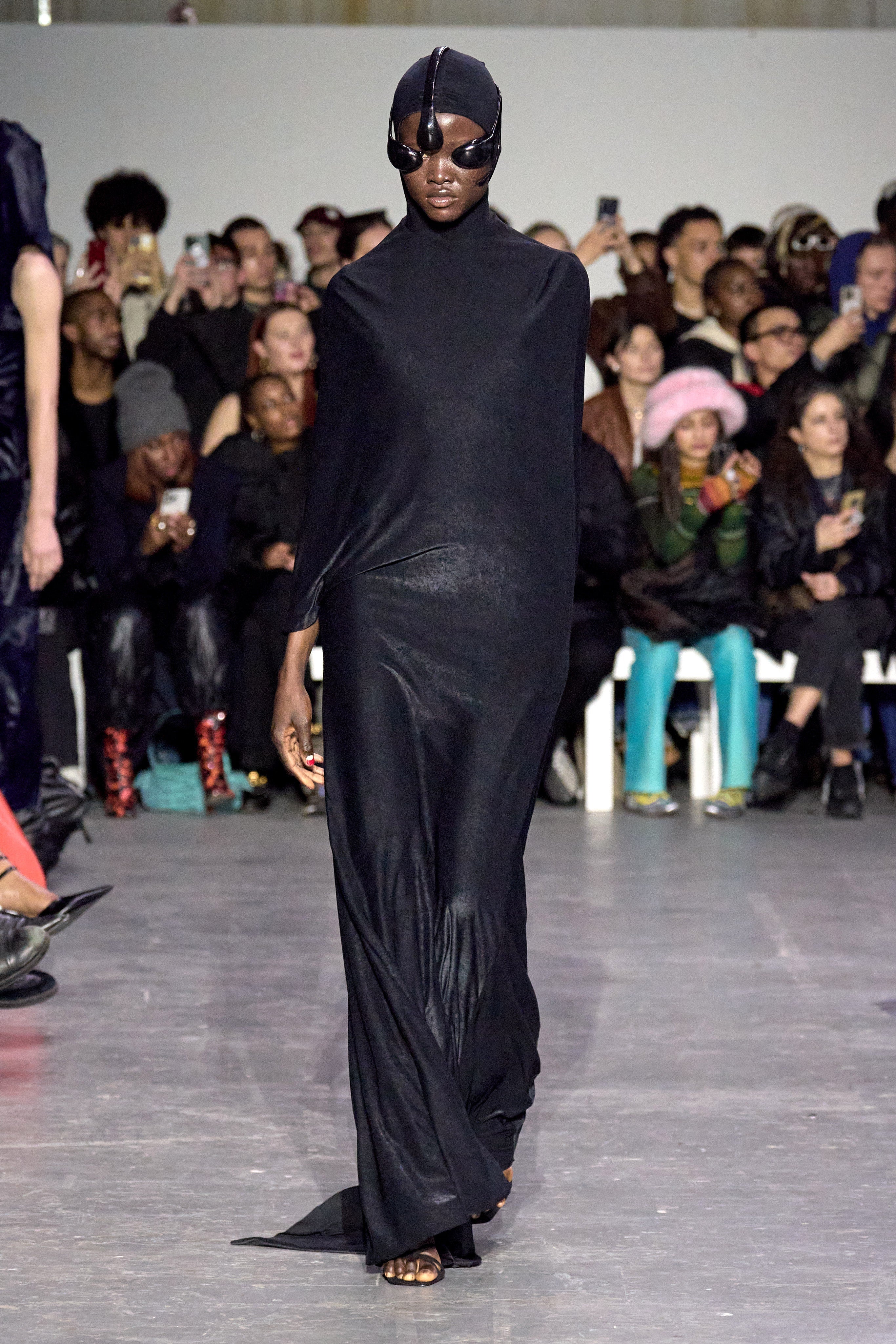 runway image
