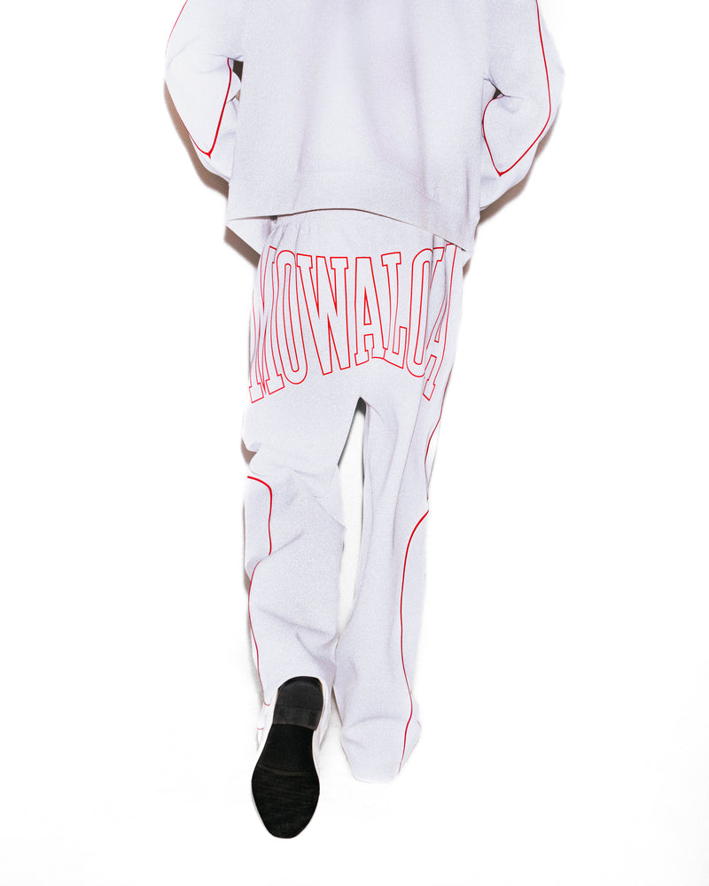 ZUSHI TRACKPANTS WHITE - model