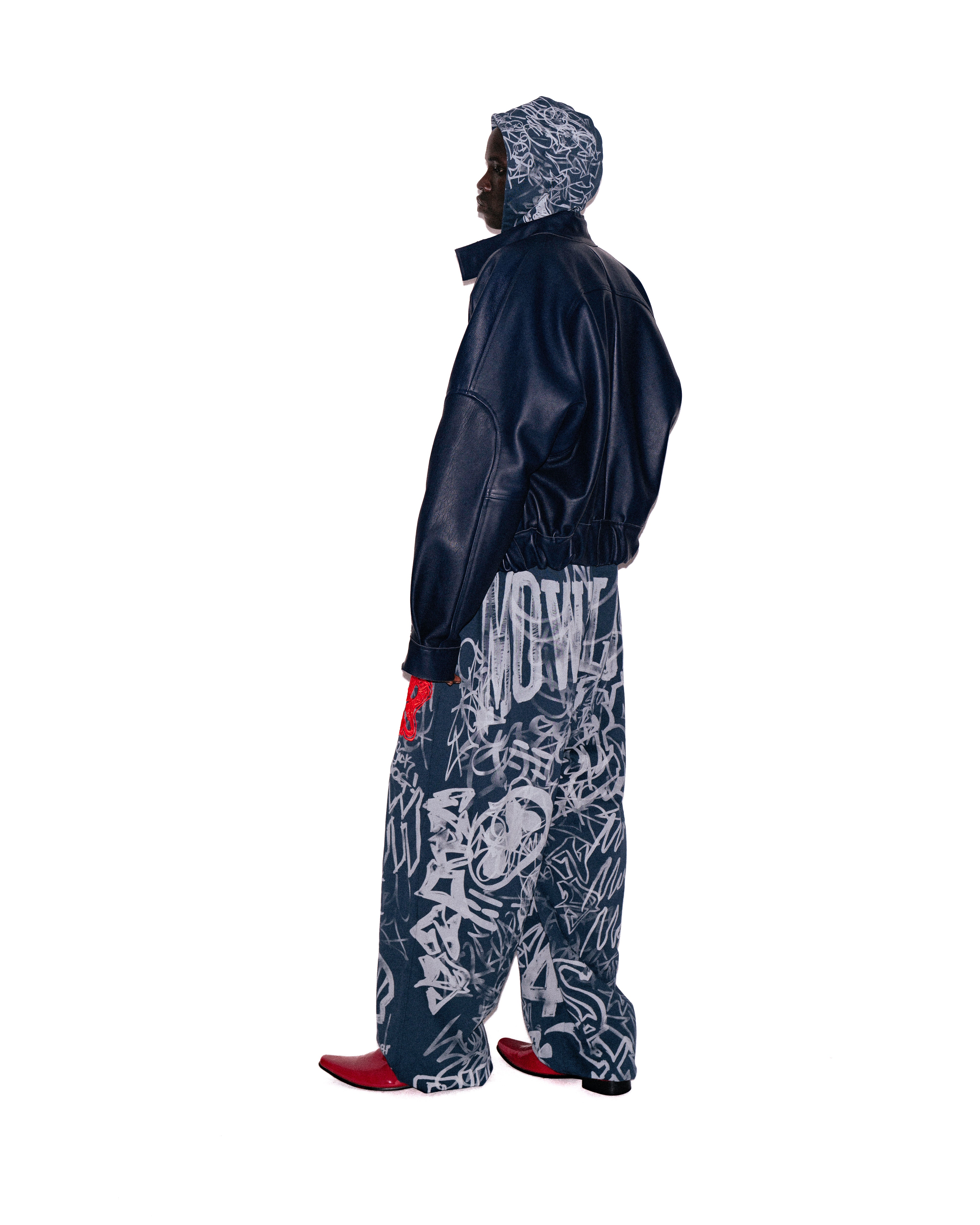 GRAFFITI TRACK PANTS NAVY Image 4