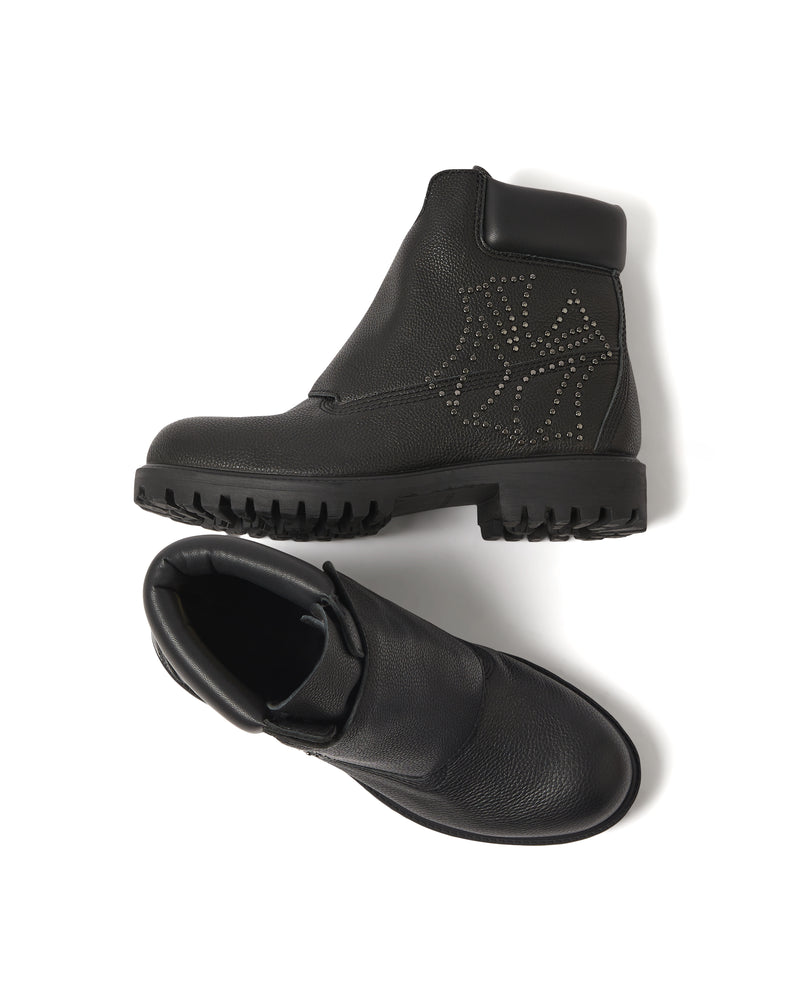 REIGN BOOT BLACK BULLET